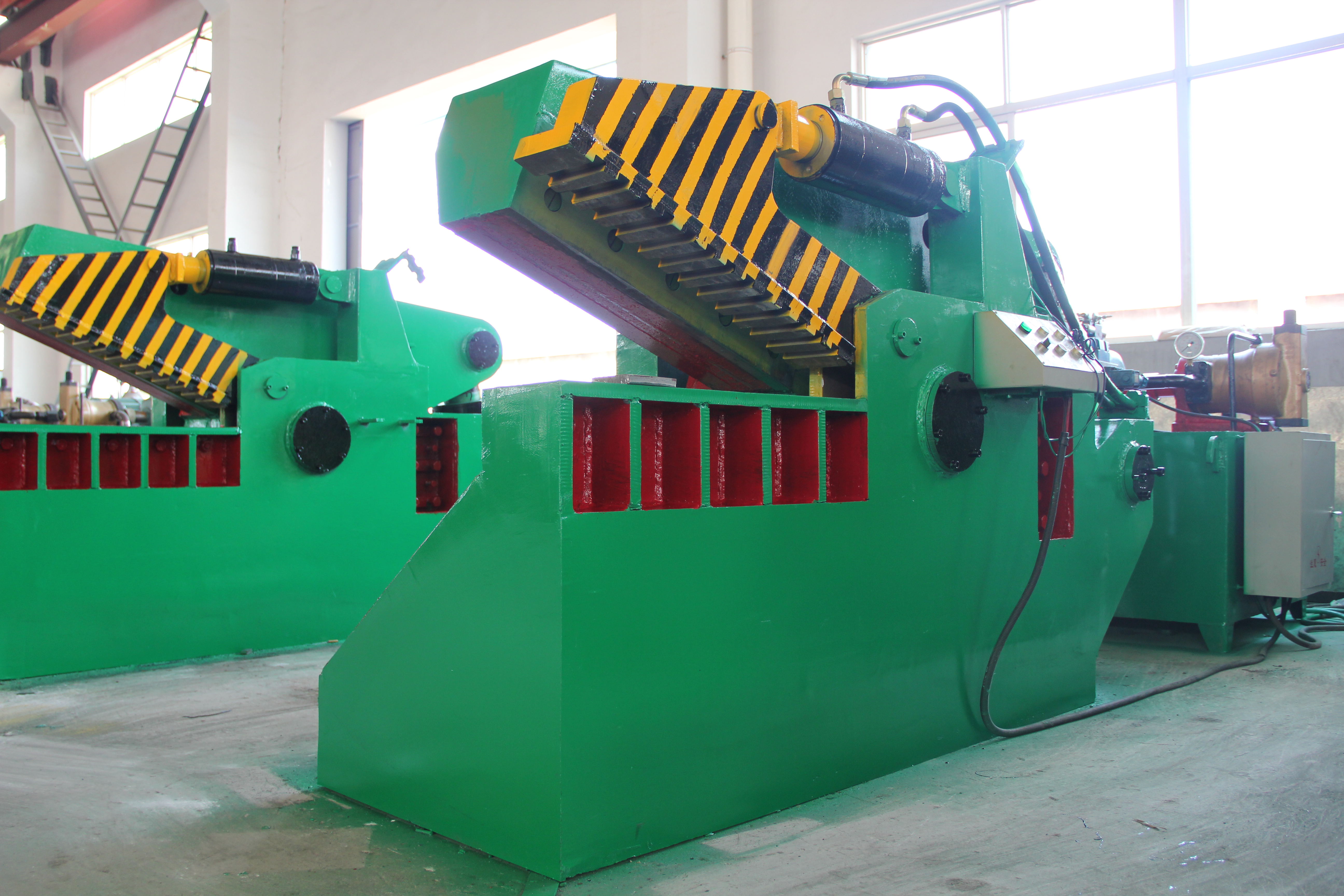 鱷魚式剪切機介紹